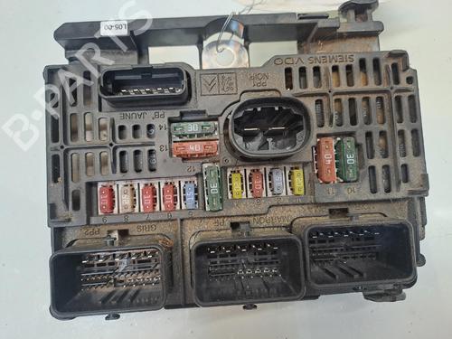 Used Fuse box Fuse box 38673225 38673225