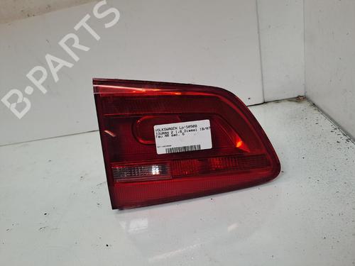 Left tailgate light VW TOURAN (1T3) 1.6 TDI | BP39659001C79 - Image 3
