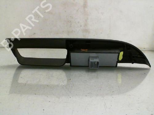 Used Left front window switch Left front window switch 38662234 38662234