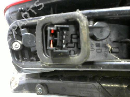 right-taillight-fiat-grande-punto-199_-2005-38660961 main image