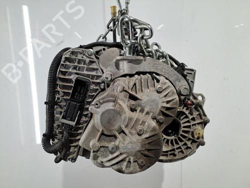 Used Gearbox Gearbox RENAULT CLIO IV (BH_) 1.2 TCe 120 (BHAU) (118 hp) 40437157 40437157