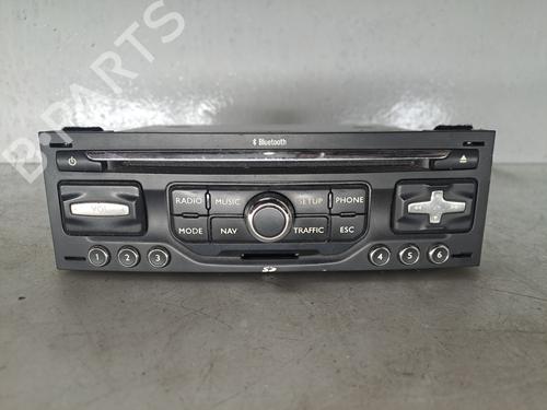 Used Radio Radio 38668856 38668856