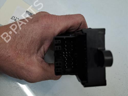 Used Left front window switch Left front window switch 39623631 39623631
