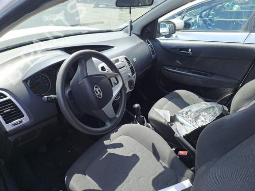 Used Parts HYUNDAI i20 I (PB, PBT) 1.2 4930511