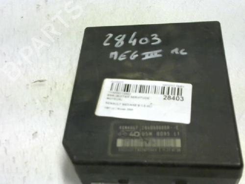 Used Fuse box Fuse box 38660560 38660560