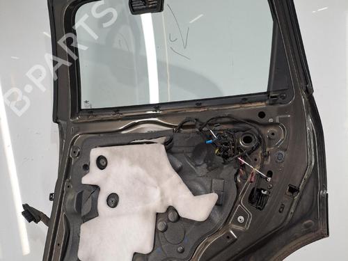 Used Right rear door Right rear door 38672659 38672659