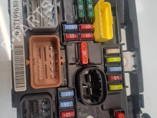 Fuse box CITROËN DS3 (SA_) 1.6 HDi 90 | BP38716633E1 - Image 2