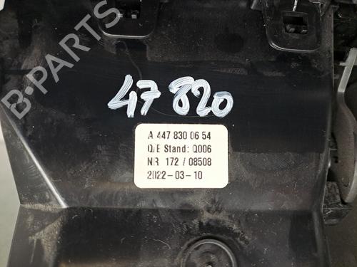 Middle console MERCEDES-BENZ VITO Van (W447) 111 CDI (447.601, 447.603, 447.605) | BP38668012I22 - Image 4