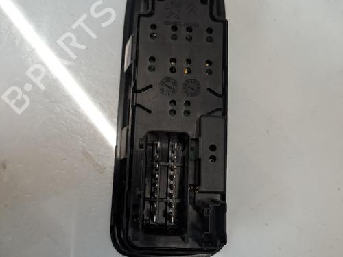 Left front window switch CITROËN C3 II (SC_) 1.4 | BP39537108I27 - Image 3