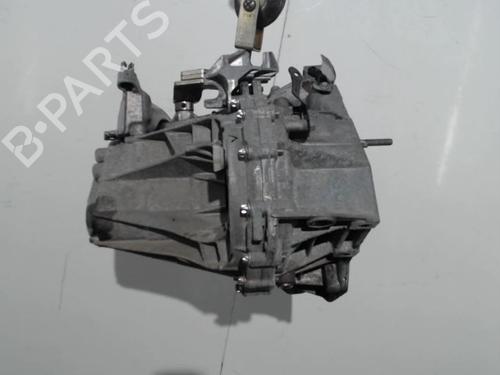 gearbox-dacia-duster-hs_-2010-2011-2012-2013-2014-2015-2016-2017-2018-38661957 main image