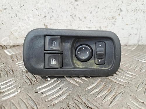 Left front window switch RENAULT MASTER III Van (FV) 2.3 dCi 165 RWD (FV0P, FV0U, FV10, FV12, FV1E) | BP38672626I27 - Image 3