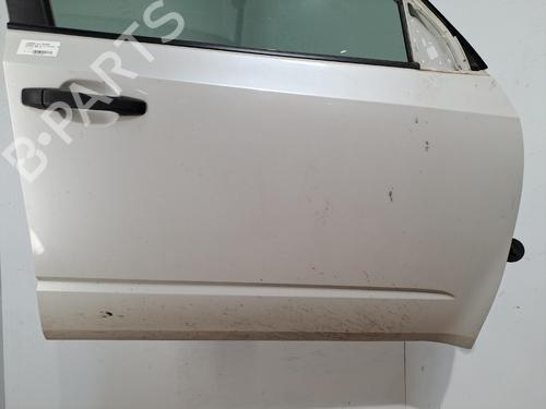 Used Right front door Right front door 39607332 39607332
