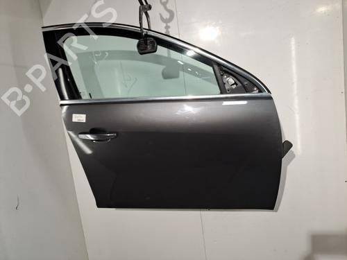 Used Right front door Right front door 38666970 38666970