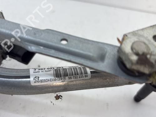 Used Front wiper motor Front wiper motor 38668252 38668252