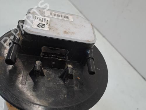Used Fuel pump Fuel pump PEUGEOT 308 SW II (LC_, LJ_, LR_, LX_, L4_) 1.5 BlueHDi 100 (102 hp) 39710543 39710543