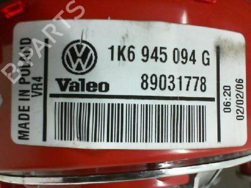 Right tailgate light VW GOLF V (1K1) 1.9 TDI | BP38654314C80 - Image 3