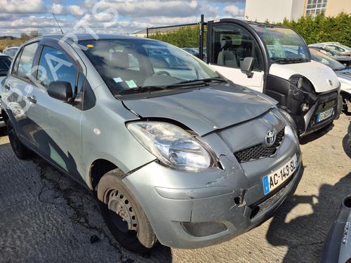 Brugte TOYOTA YARIS (_P9_) 1.0 VVT-i (KSP90_, KSP90R) 4930164