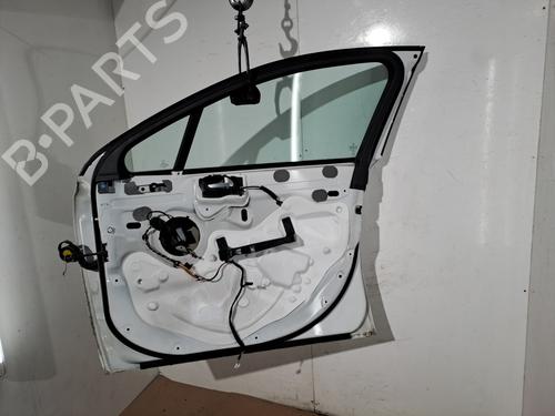 Used Right front door Right front door 38669789 38669789