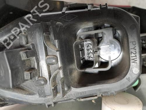 Used Right taillight Right taillight RENAULT CLIO IV (BH_) 1.5 dCi 90 (90 hp) 38665422 38665422