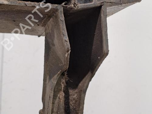 Used Rear bumper bracket Rear bumper bracket 38917640 38917640