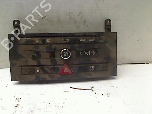 Used Climate control Climate control 38659250 38659250