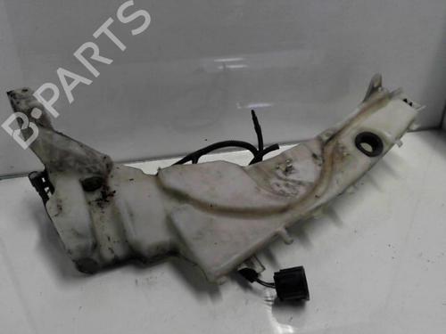 Used Windscreen washer tank Windscreen washer tank 38653227 38653227