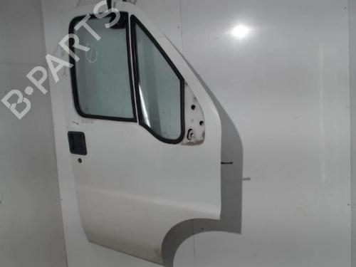 Used Right front door Right front door 38660670 38660670