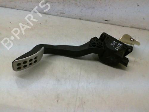 Used Pedal Pedal 38658883 38658883