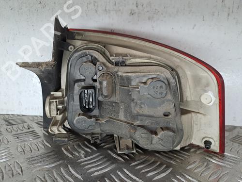 left-taillight-audi-a4-b7-8ec-2004-2005-2006-2007-2008-2009-38669115 main image