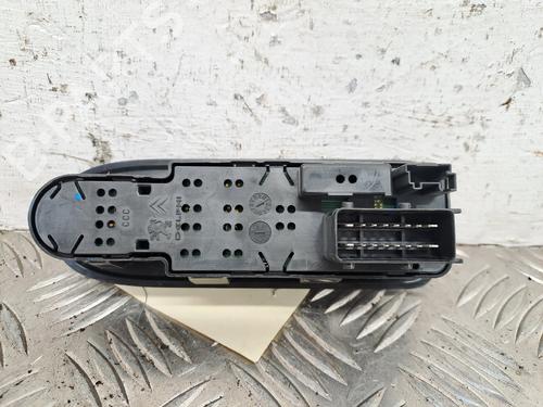 Used Left front window switch Left front window switch 38672044 38672044
