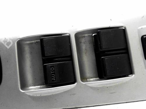 Left front window switch MAZDA PREMACY (CP) 2.0 TD | BP38653551I27 - Image 6