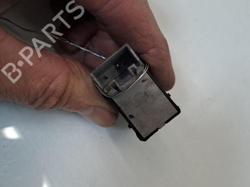 Used Right front window switch Right front window switch 39537064 39537064