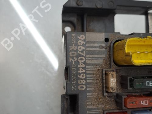 Fuse box CITROËN C5 III (RD_) 2.0 HDi 140 (RDRHF8, RDRHFA, RDRHA8, RDRHAJ) | BP40269345E1 - Image 3