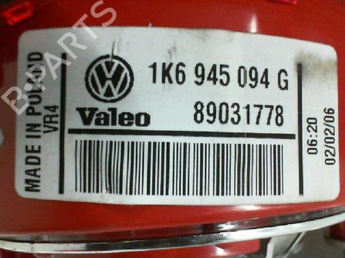 Right tailgate light VW GOLF V (1K1) 1.9 TDI | BP38654314C80 - Image 6