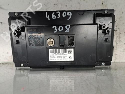 Used Display monitor Display monitor 38664573 38664573
