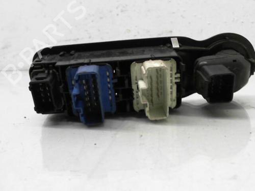 Left front window switch FORD FUSION (JU_) 1.4 TDCi | BP38654606I27 - Image 2