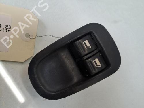 Venstre Foran elrute bryter Venstre Foran elrute bryter PEUGEOT 206 Hatchback (2A/C) 1.9 D (69 hp) 39755565 39755565