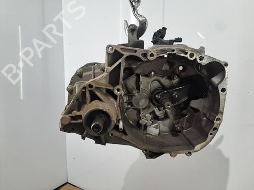 gearbox-dacia-sandero-ii-2012-38671799 main image