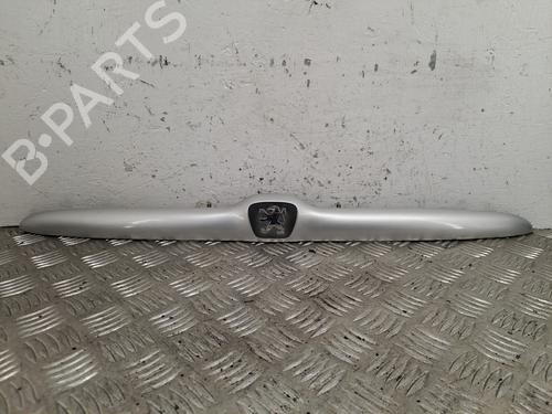 Used Tailgate trim Tailgate trim 38671967 38671967