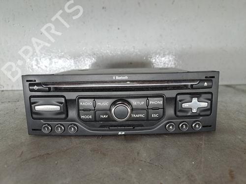 Used Radio Radio 38669092 38669092