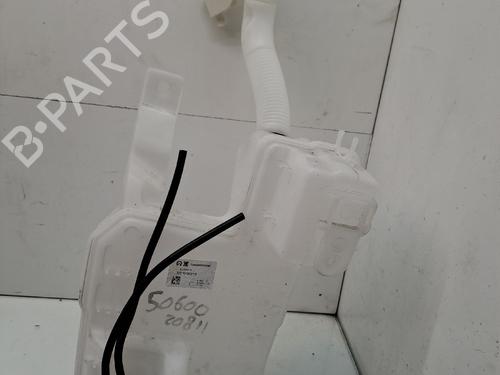 Used Windscreen washer tank Windscreen washer tank PEUGEOT 208 II (UB_, UP_, UW_, UJ_) 1.2 Hybrid 100 (101 hp) 40058935 40058935