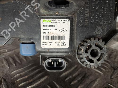 Used Right front fog light Right front fog light 38670564 38670564