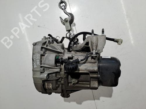 gearbox-dacia-sandero-ii-2012-38669292 main image