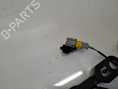 seat-buckle-peugeot-2008-i-cu_-2013-38917678 main image