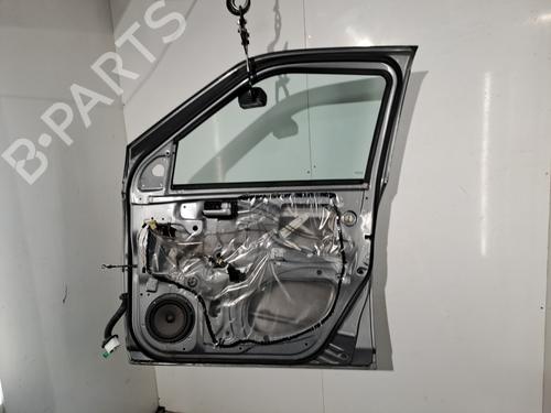 Used Right front door Right front door 38667358 38667358