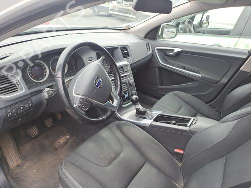 Brugte VOLVO V60 I (155)  D3 / D4  4930730