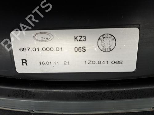 Used Right daytime light Right daytime light 38663637 38663637