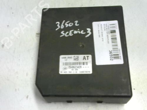 Used Fuse box Fuse box 38660562 38660562