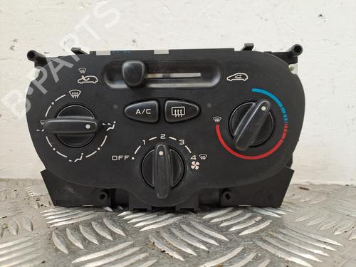 Used Climate control Climate control 38671424 38671424
