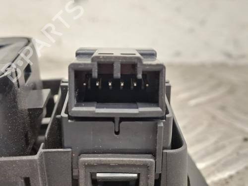 Left front window switch VOLVO V40 Hatchback (525) D2 | BP38672204I27 - Image 4